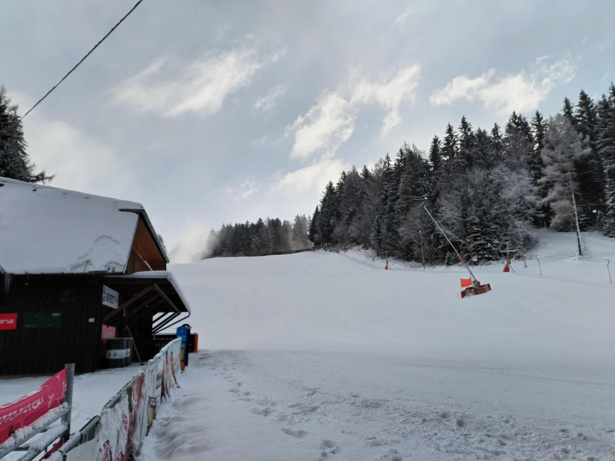 Penzion Real Žiar Esterno foto