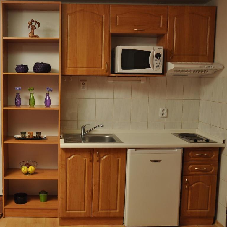 Penzion Real Žiar Esterno foto